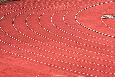 尽管大幅裁员 微软CEO薪水上涨幅度仍令人瞠目